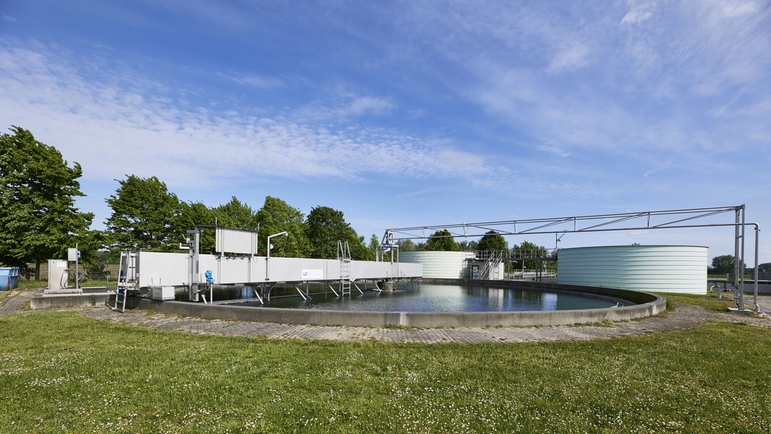 Das Nachklärbecken der Zentralkläranlage Graben-Neudorf/Dettenheim.