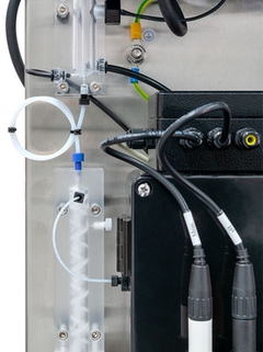 Durchflusszelle mit separater pH-Elektrode