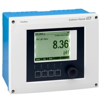 Liquiline CM444 ist ein digitaler Messumformer für pH, Redox, Leitfähigkeit, Sauerstoff, Trübung und viele weitere Parameter.