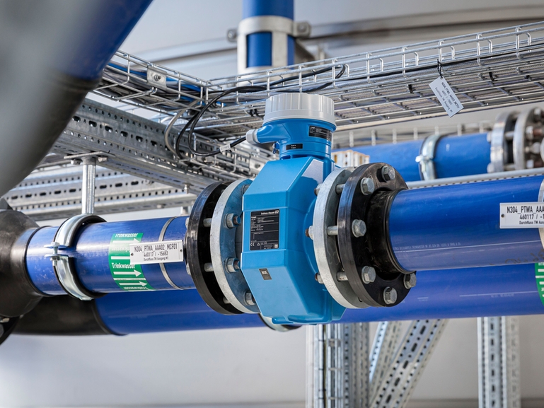 Magnetisch-induktive Durchflussmessgeräte in einer Pumpstation