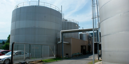 Nachhaltige Abwasseraufbereitung beim Milchverarbeiter Emmi in Dagmersellen, Schweiz