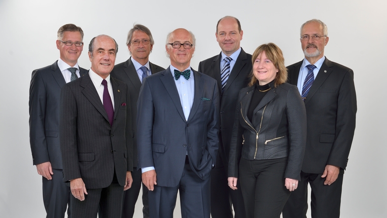 The  Supervisory Board complements the work of the Executive Board