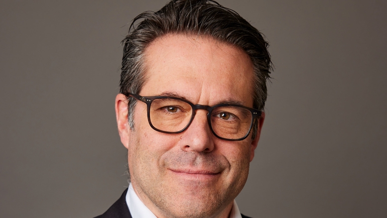 Porträt von Alex Gasser, Corporate Sales Director von Endress+Hauser Schweiz.
 