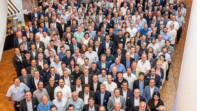 Beim Endress+Hauser Innovatorentreffen wurden über 400 Erfinderinnen und Erfinder gefeiert.